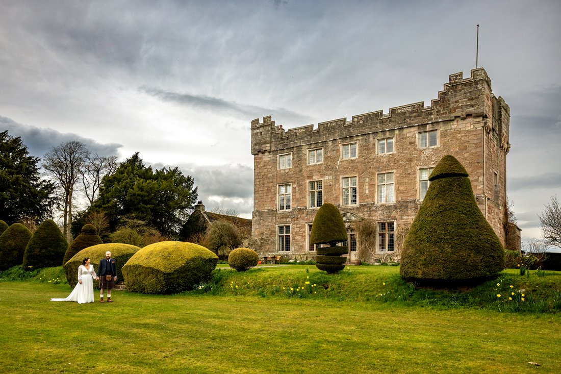 askhamHallcouple